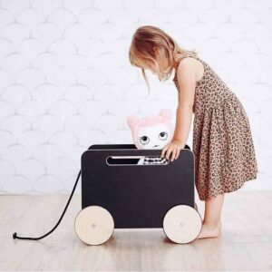 Holz-Spielzeugkiste auf Rädern (schwarz, mit Tafel-Oberfläche)