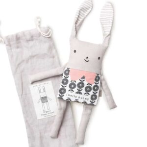 "Flippy Friend" Kuschel Hase von Wee Gallery – Bild 5