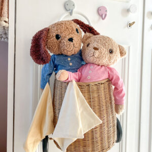 Kuschelhase Hugzzeee (blau) – Bild 4