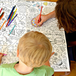 Ausmal-Tischdecke "Fantasiewelt" – Bild 5