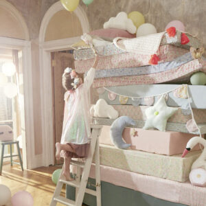 Schillernder Pailletten-Umhang von Meri Meri