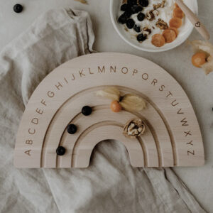 Frühstücksbrettchen Regenbogen "ABC"