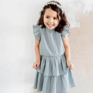 Musselinkleid mit Rüschenkragen (salbei)