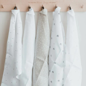 Geschirrtücher "Natur Punkte" aus Leinen (2er-Set) – Bild 4