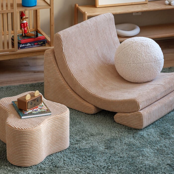 Moon Chair aus Plüsch-Teddy-Stoff – Bild 14