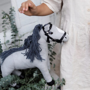 Mini-Pferd Lucky (grau) – Bild 6