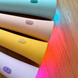 Dimmbare Farbwechsel Taschenlampe (lila) – Bild 7