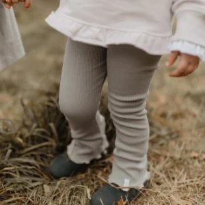 Schlag-Leggings "Soft Green" mit Schleife aus Bio-Baumwolle – Bild 3