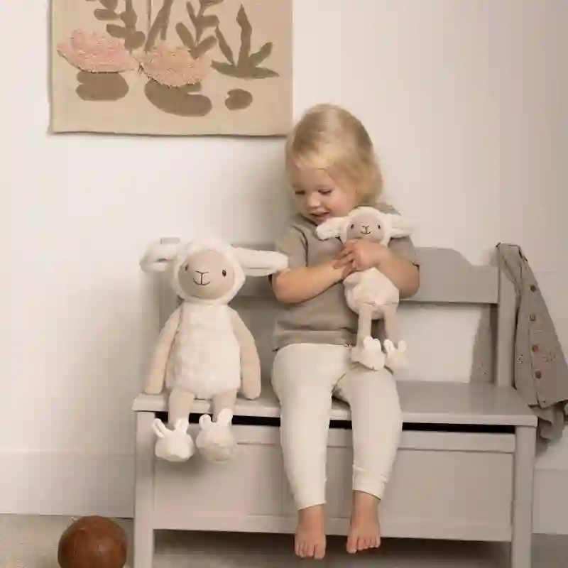 Schaf Sienna 2 Kuscheltier Schaf "Sienna" (Größe M) – Bild 2