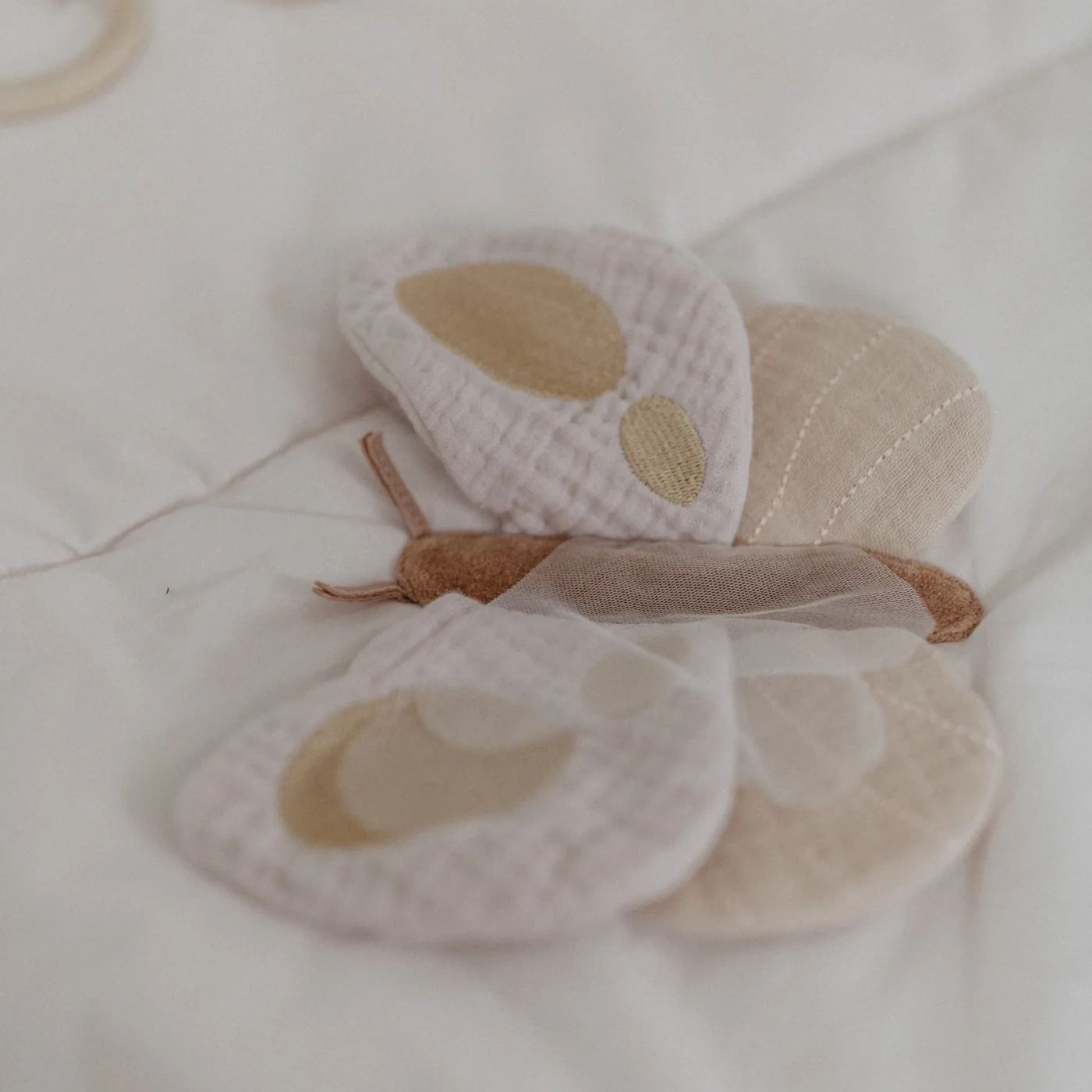 activity_decke_butterfly7 Activity Decke "Butterfly" (Light Pink) – Bild 4