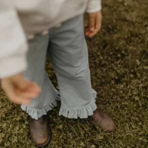Weite Cordhose "clear blue" mit Rüschensaum – Bild 6