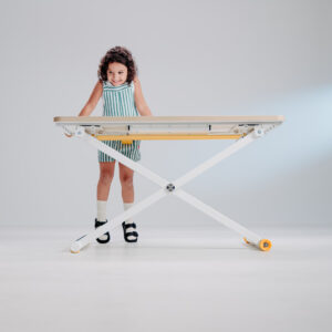 Höhenverstellbarer Kinderschreibtisch von poptop – Bild 22