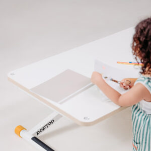 Höhenverstellbarer Kinderschreibtisch von poptop – Bild 16