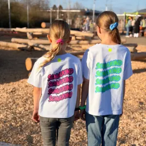 T-Shirt Schulkind, Graffiti Pink – Bild 3