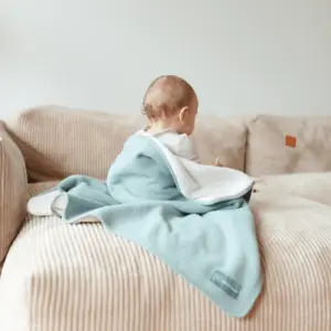 Kuscheldecke von emma & noah (grau)