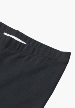 Molo Nica Warm Black